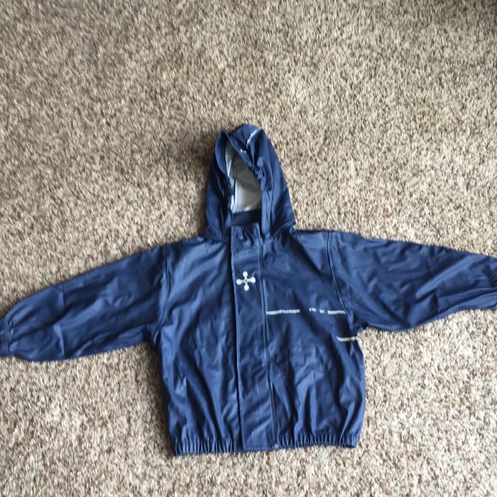 3/$15 Rain jacket kids size 5